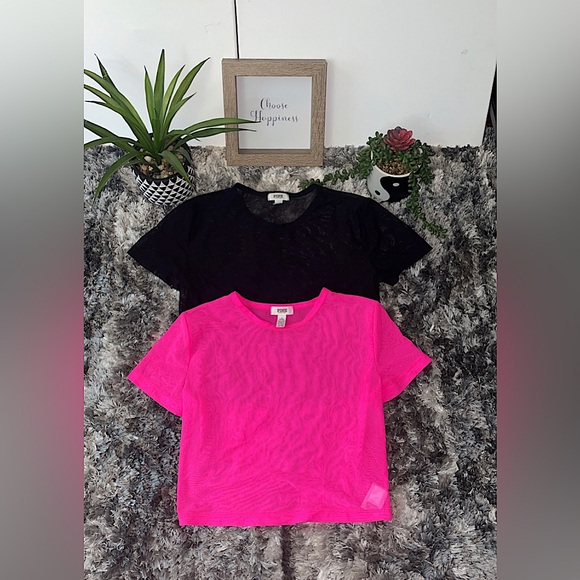 PINK Victoria's Secret Tops - Victoria’s Secret PINK cropped mesh tee bundle